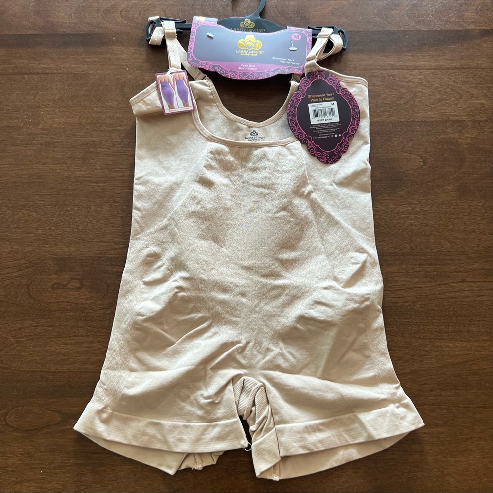 Larry Levine Shapewear - Nude Open Bust Shorty Shaper - Medium - NWT